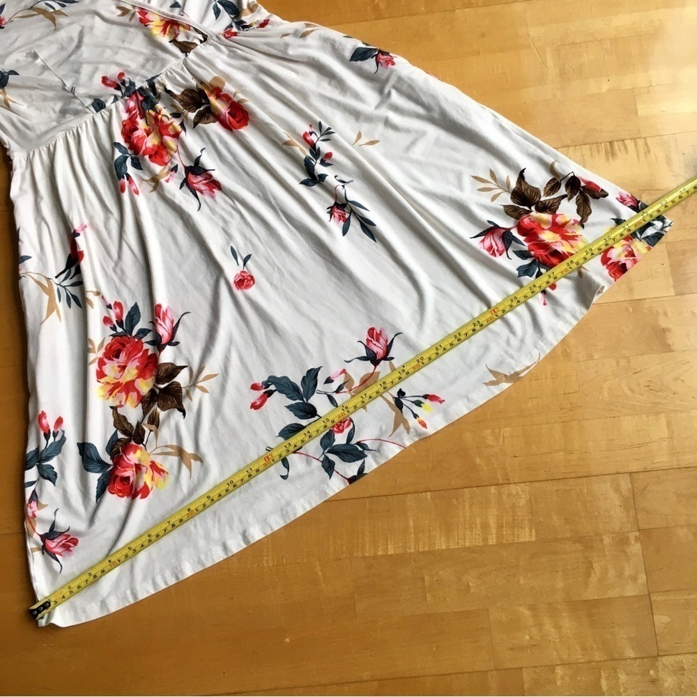 CATHY Floral Surplice Top Wrap Dress with Pockets, Ivory, Cream, Orange, Size M - Picture 16 of 17